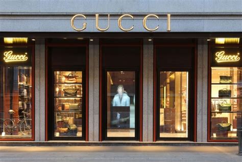 lavoro da gucci milano|gucci sales assistant.